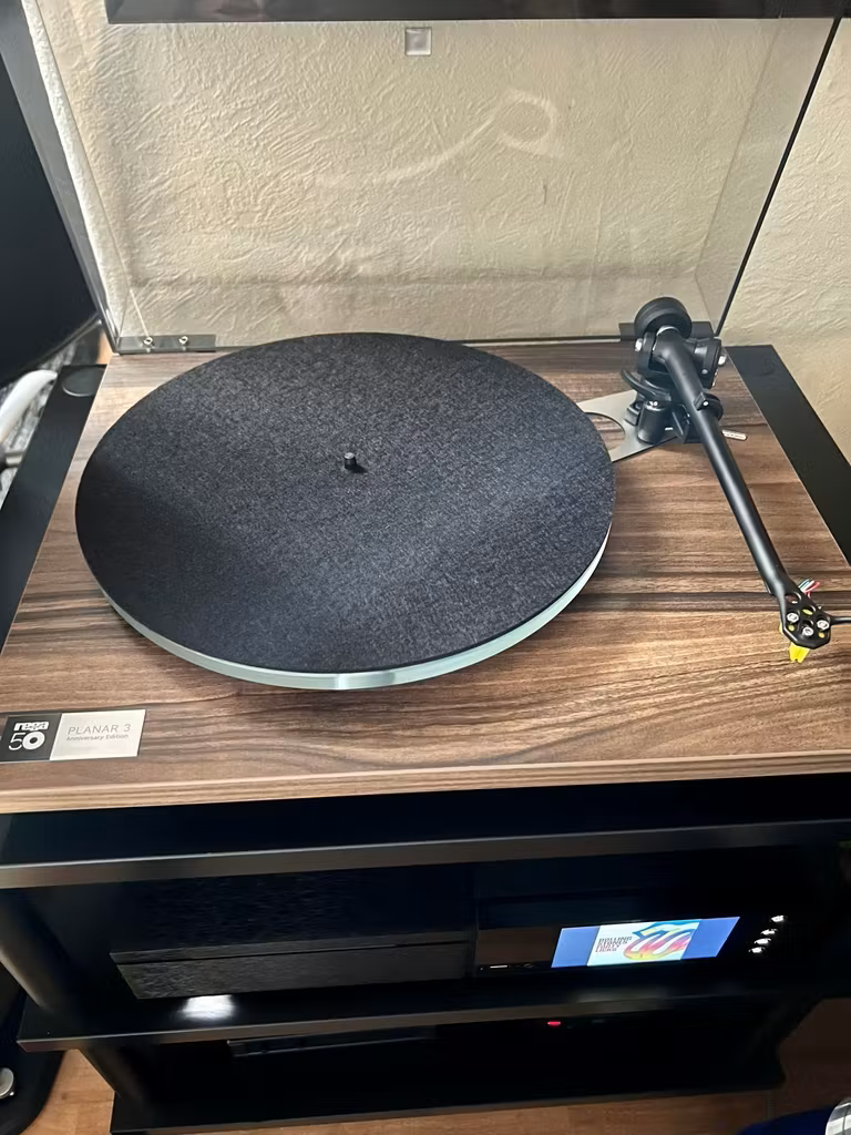 Adam Harding-Jones' Stereo Setup